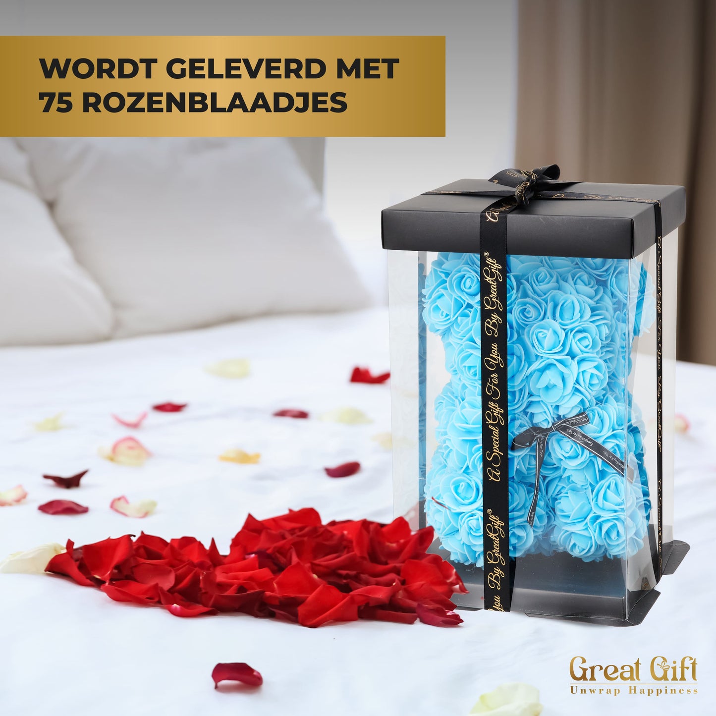 Rozenbeer Blauw met rozenblaadjes