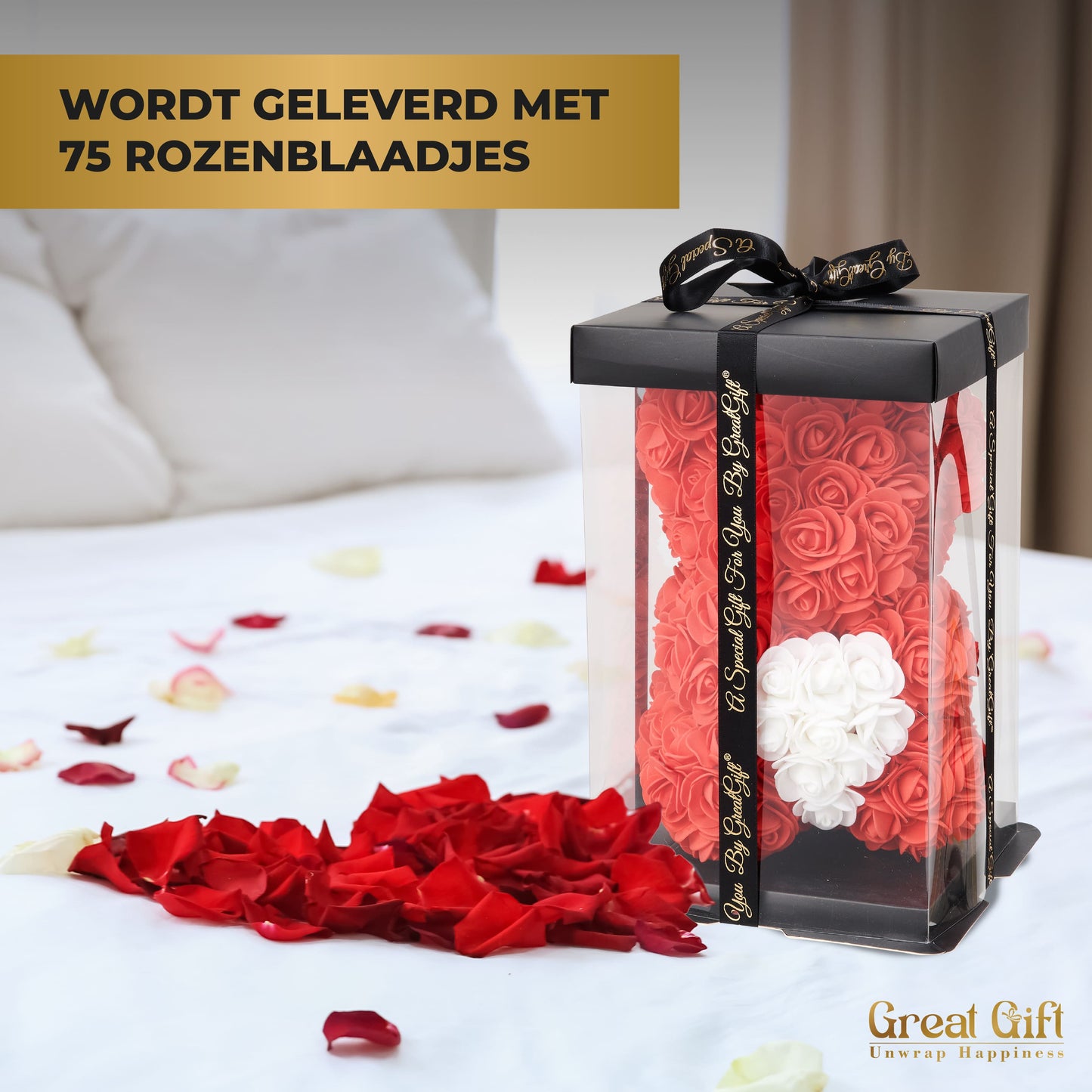 Rozenbeer Rood/Wit hart met rozenblaadjes