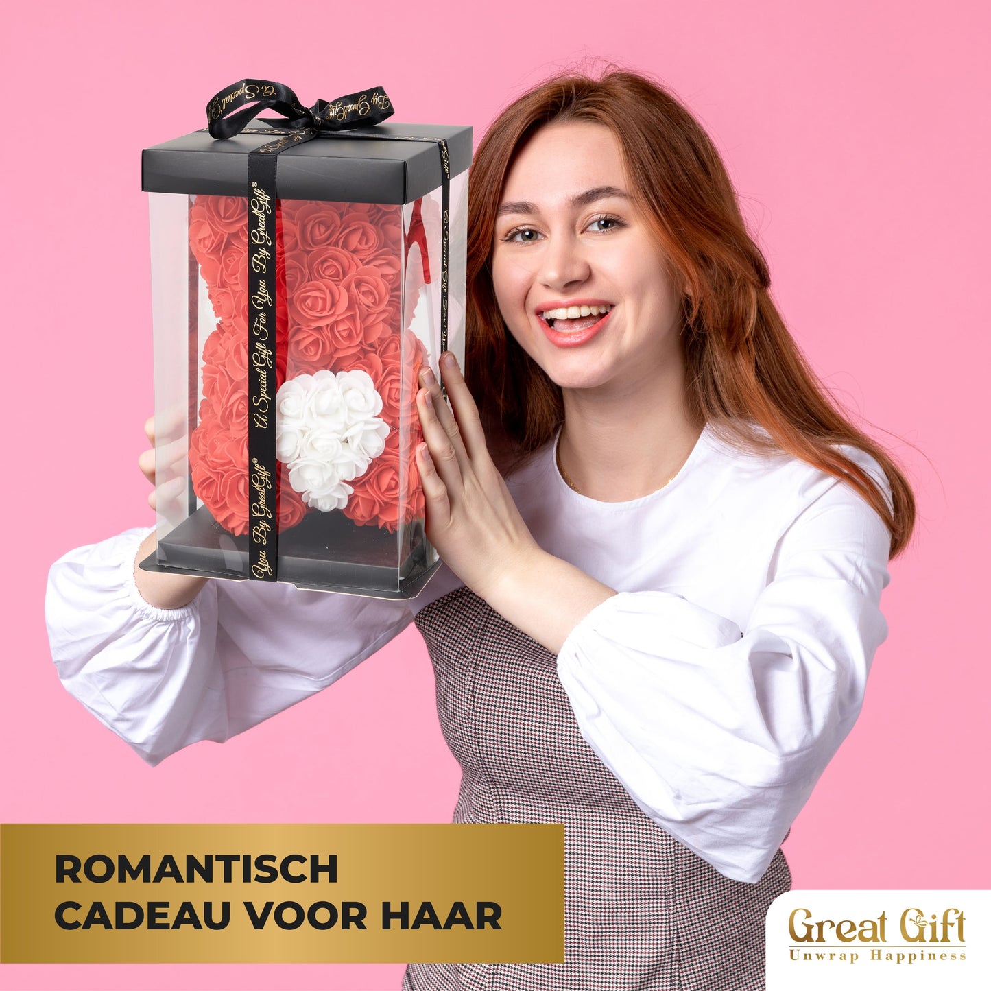 Rozenbeer Rood/Wit hart met rozenblaadjes