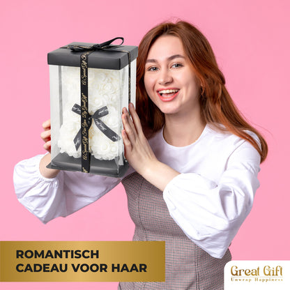 Rozenbeer Wit met rozenblaadjes